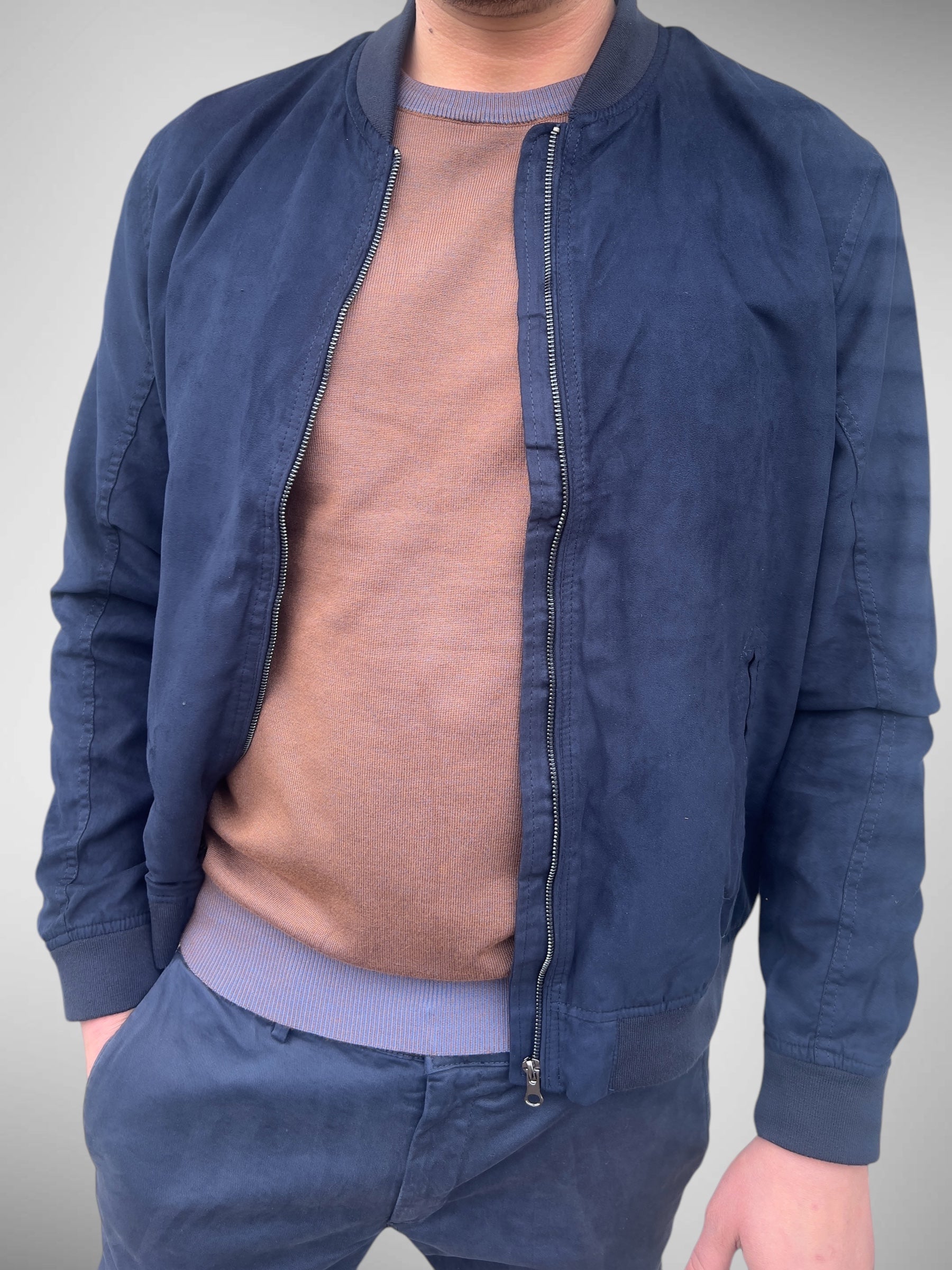 BOMBER IN ALCANTARA