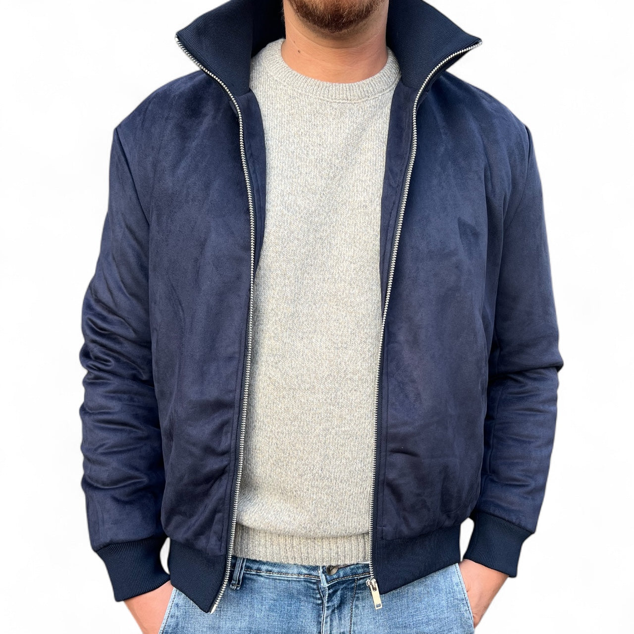 BOMBER IN ALCANTARA