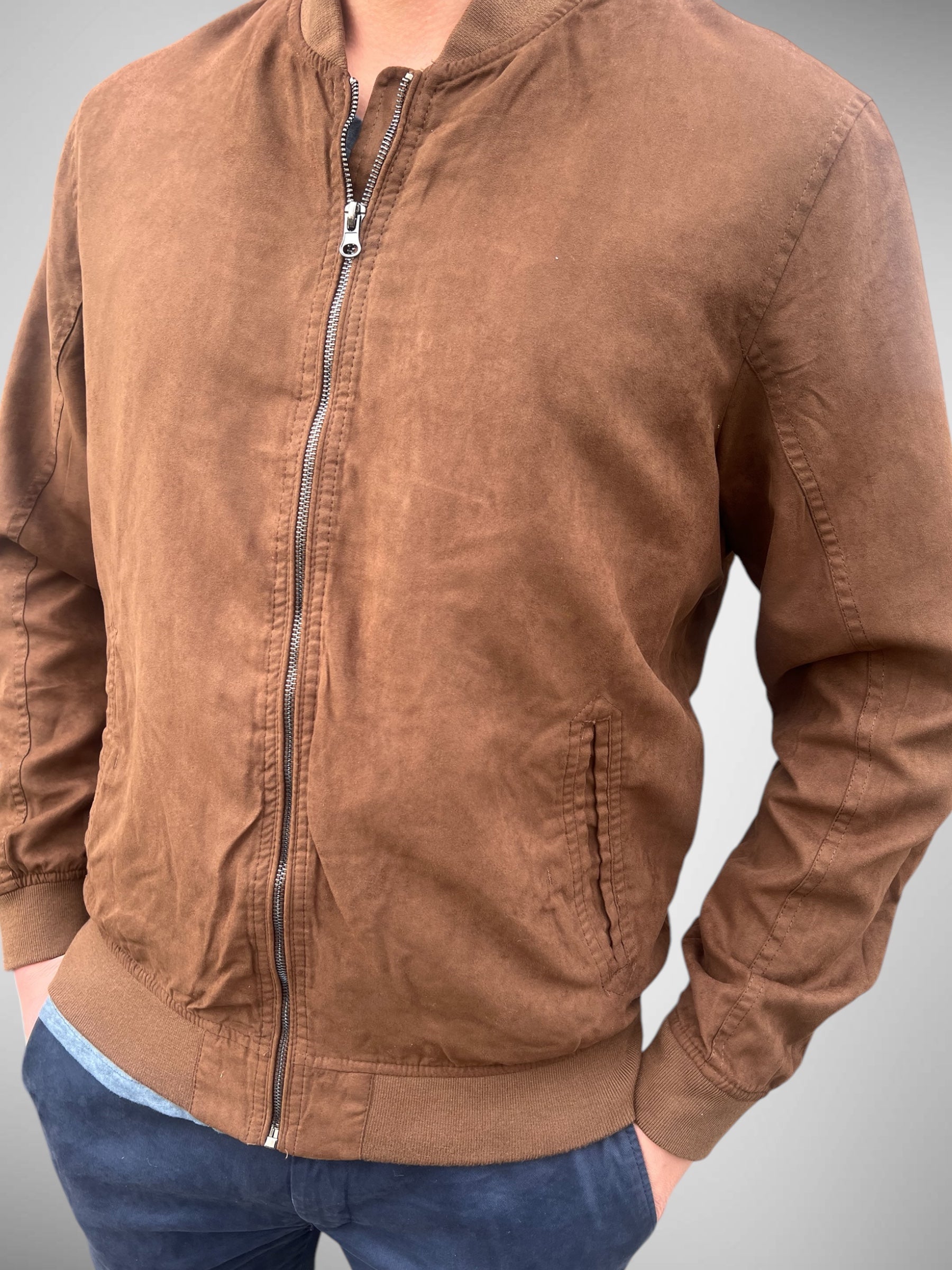 BOMBER IN ALCANTARA
