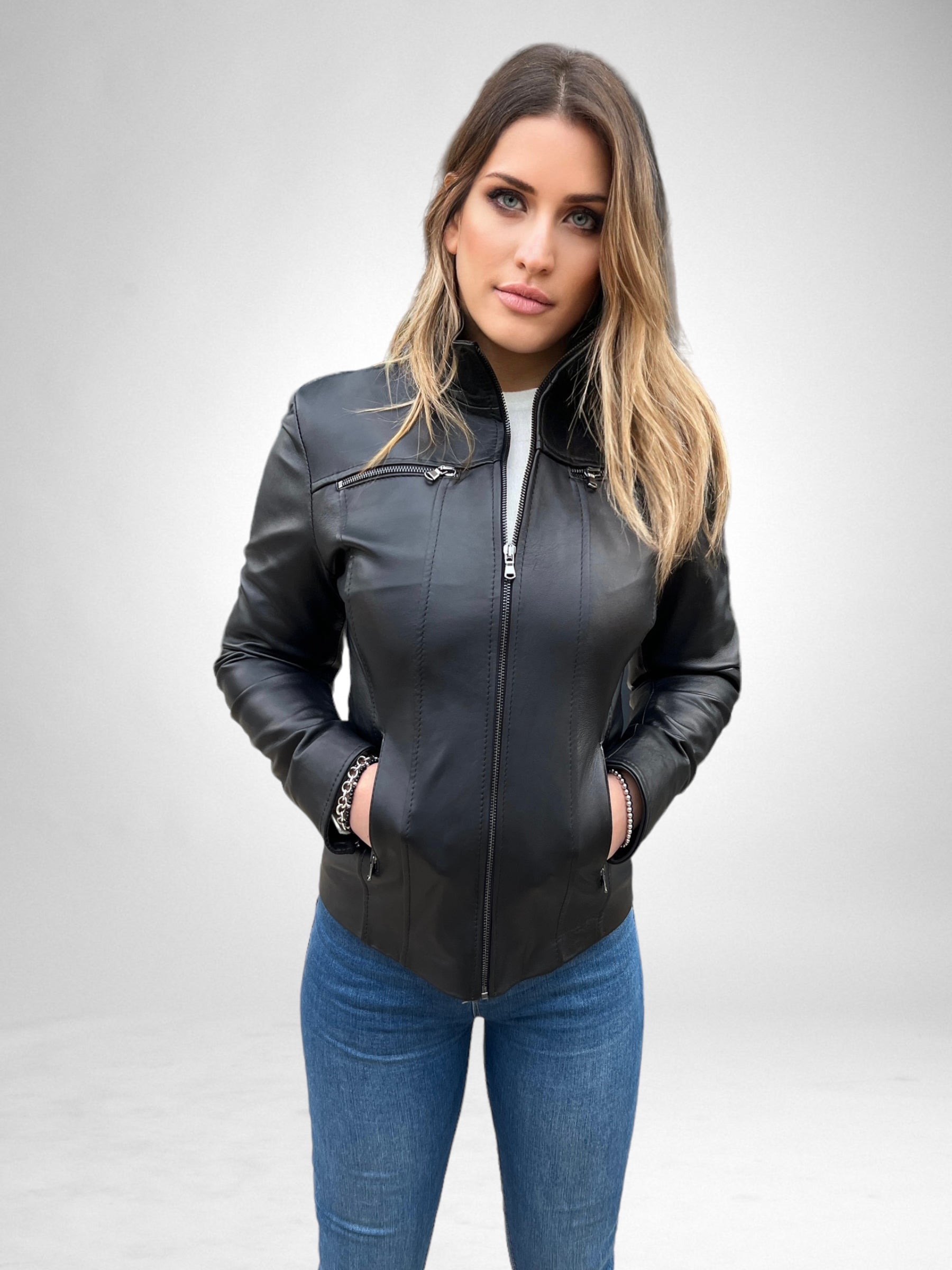 ILENIA, LA GIACCA PERFETTA